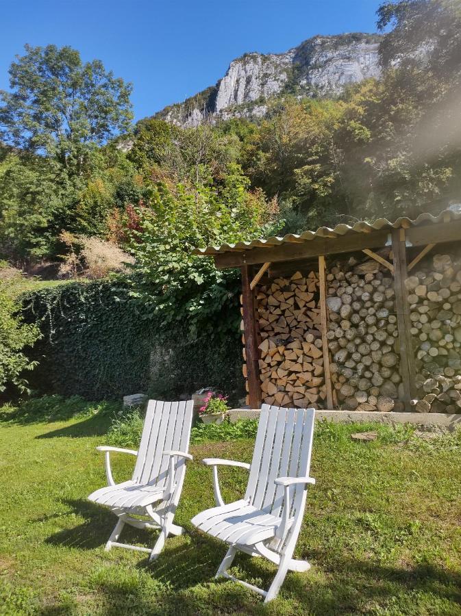 Les Deux Sources Hotel Saint-Laurent-en-Royans Luaran gambar